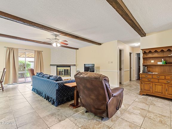 3rd image of 219 Levy Dr