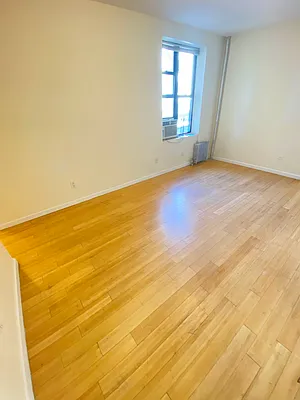 Rented by Level Group | media 12