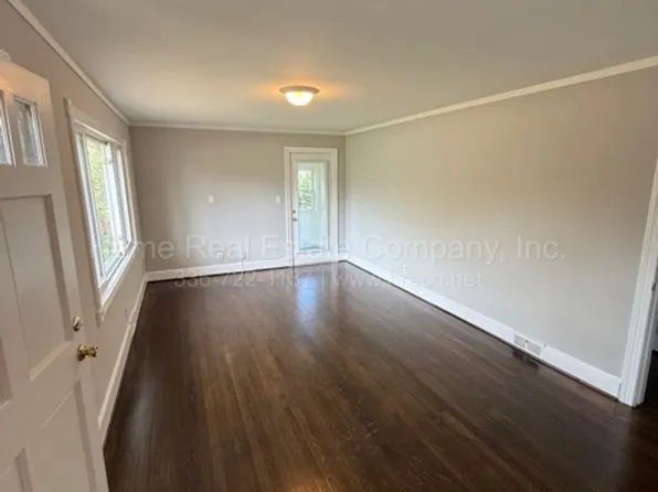 1125 Bolton St, Winston Salem, NC 27103