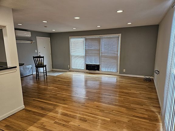 4th image of 1205 N Harlem Ave APT 5