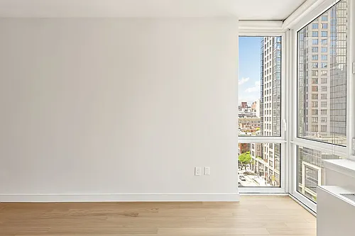 55 W 25th St Photo 1