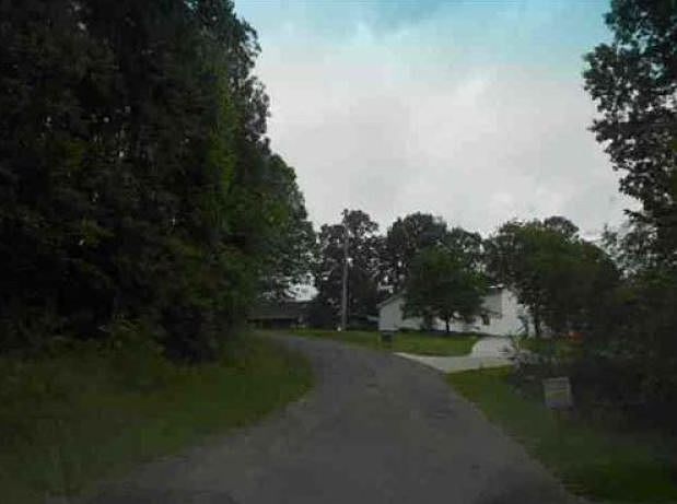 2nd image of 586 County Road 244