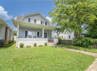 223 19th St, Dunbar, WV 25064