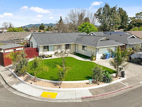 5th image of 8544 Larch Avenue