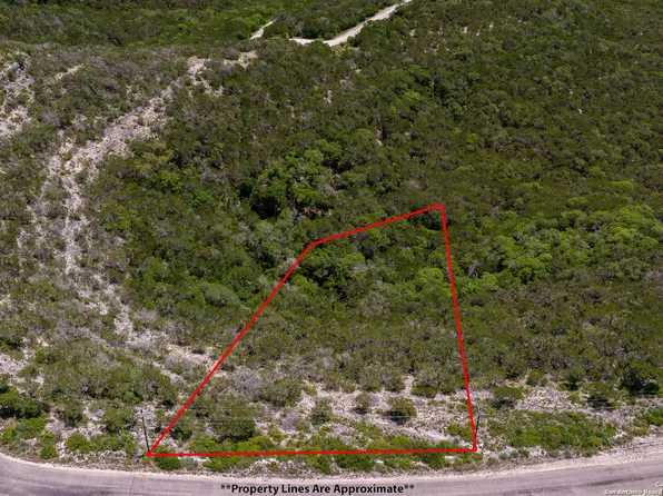 59 Private Road 1717, Mico, TX 78056