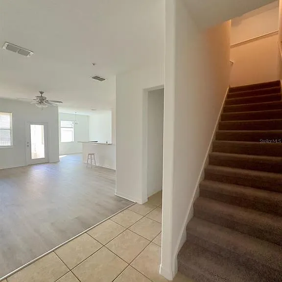 1335 Priory Cir — Photo 9