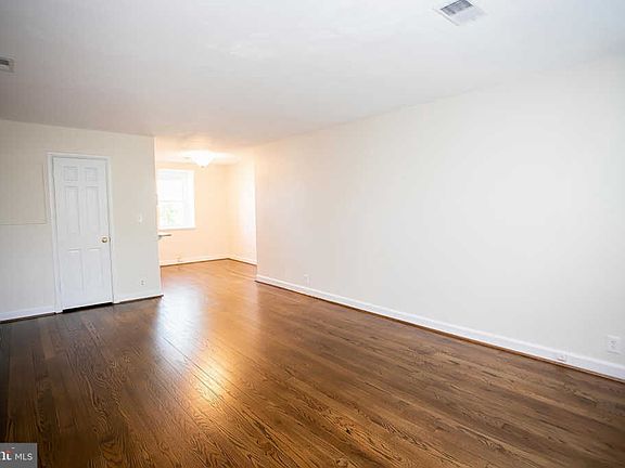 4th image of 3058 S Abingdon St APT C2