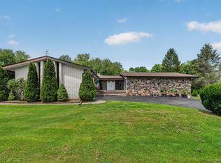 9 Carpenter Rd, Port jervis, NY 12771