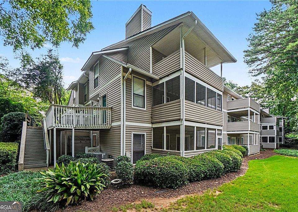 1st image of 616 Wynnes Ridge Cir SE