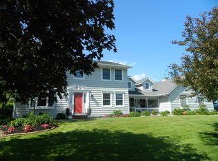 3064 E Prestwick Rd, Winona Lake, IN 46590