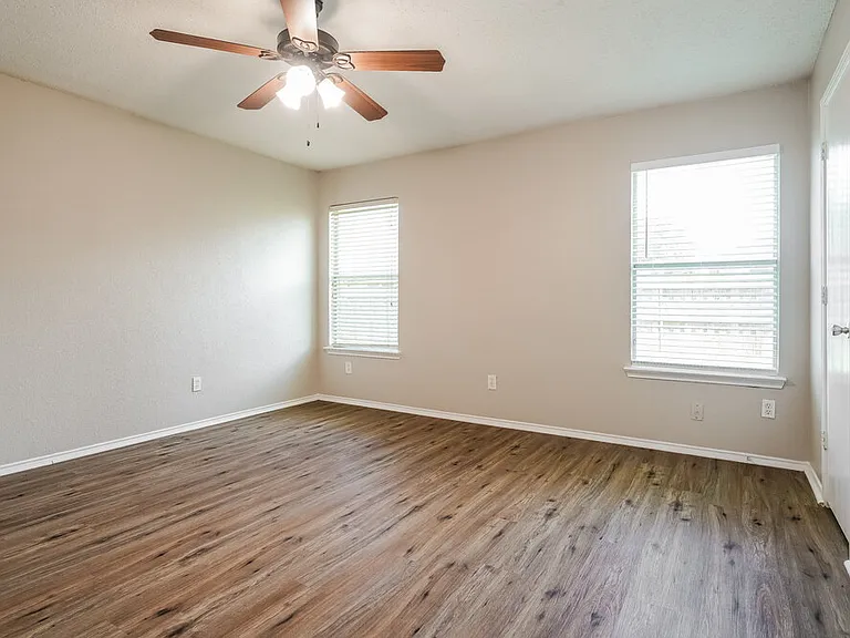 8413 Canvasback Ln — Photo 9