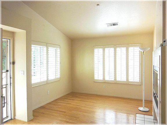 5th image of 6917 Rodling Dr Unit E
