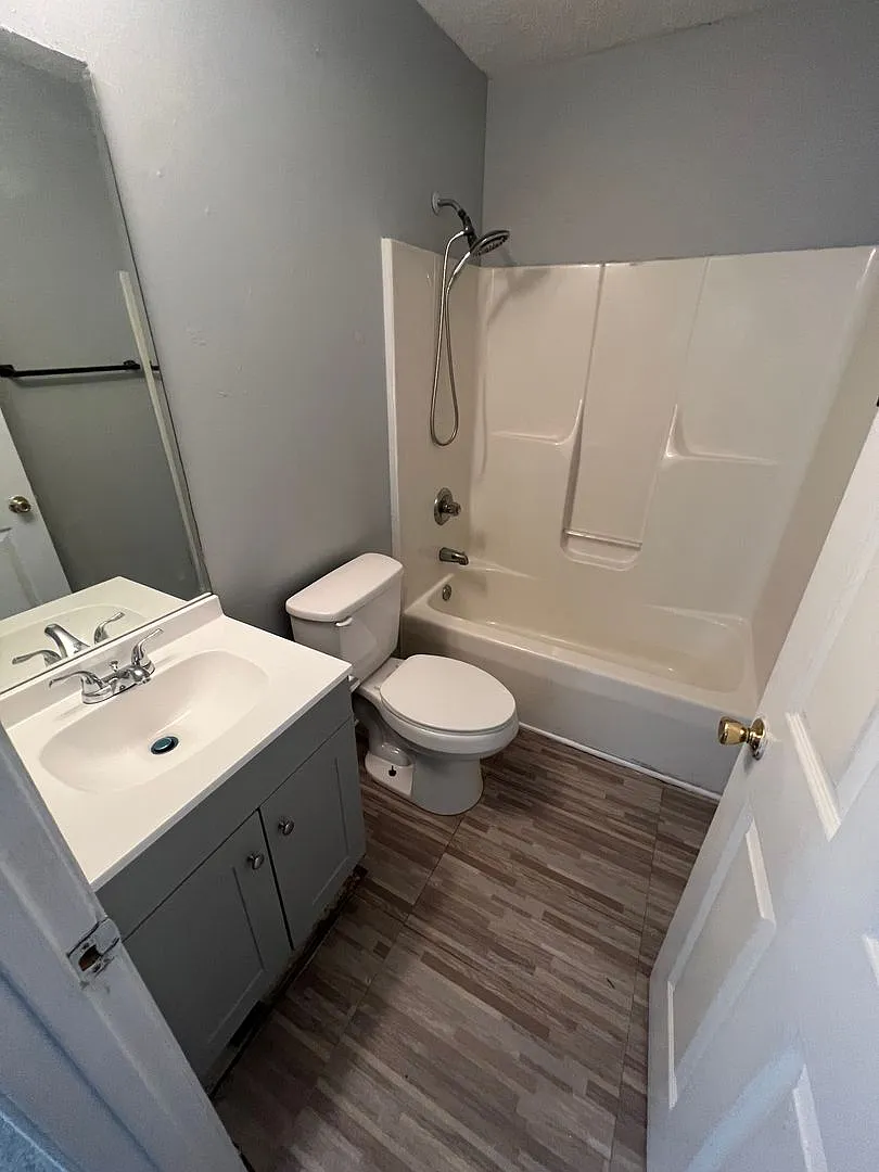 Beautiful 3-Bedroom house in the heart of Clifton — Photo 4