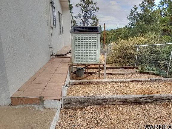 5th image of 2740 S Metate Dr