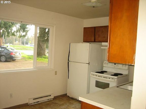 5th image of 1308 Bowmont Ave