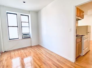 328 W 44th St #47A, New York, NY 10036