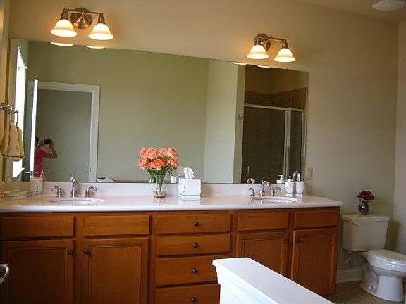 Second Floor Master Bathroom