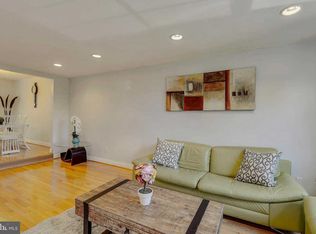 3040 Covington St, Fairfax, VA 22031