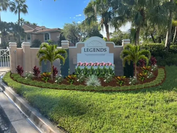 124 Legendary Cir, Palm Beach Gardens, FL 33418
