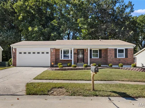 13057 Fox Haven Ct, Florissant, MO 63033