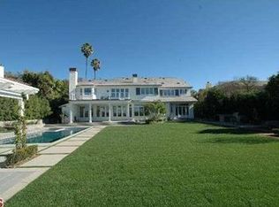 237 N Tigertail Rd, Los Angeles, CA 90049