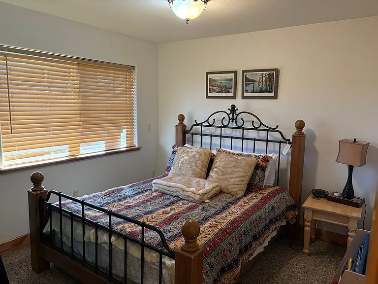 1637 Black Bart Ct — Photo 23