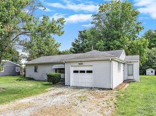 56343 Buckhorn Rd, Three Rivers, MI 49093