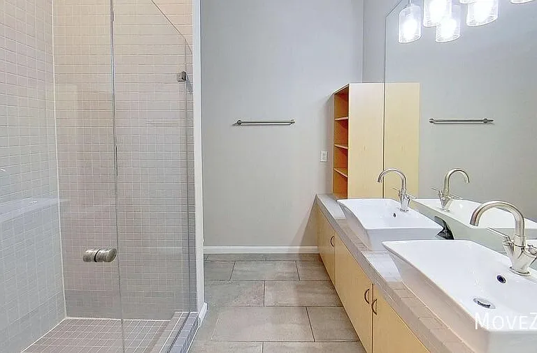 295 McDonald Ave — Photo 36