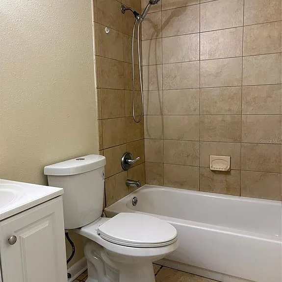 4119 W La Salle St — Photo 19