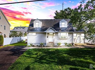 105 Tunison Rd, New Brunswick, NJ 08901