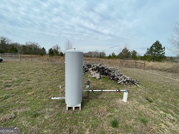 4th image of 141 James English Rd