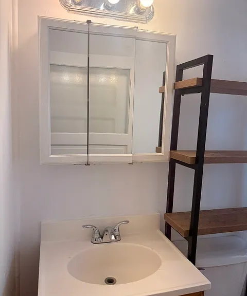828 E Wright St #2 — Photo 8