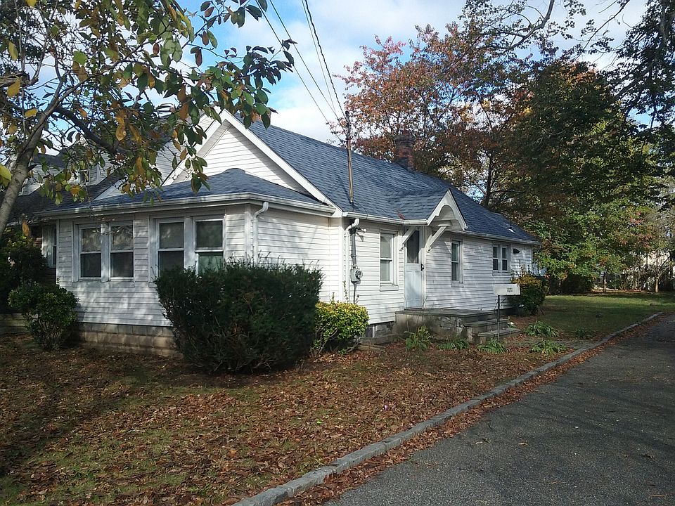 1st image of 48 Ellison Ave
