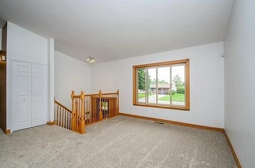 3rd image of 8469 Berkshire Dr
