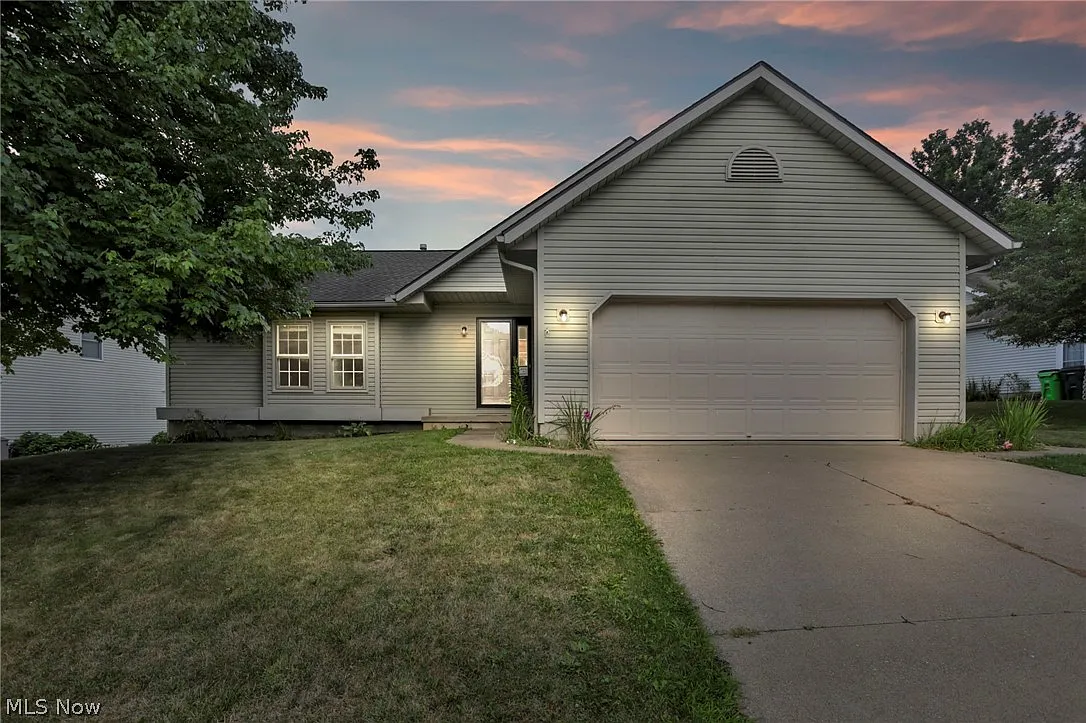 2164 Melanie Dr photo 1