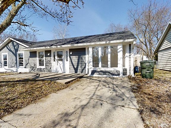 2nd image of 667 Holiday Dr
