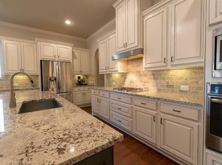 79 Twin Ponds Pl, Tomball, TX 77375