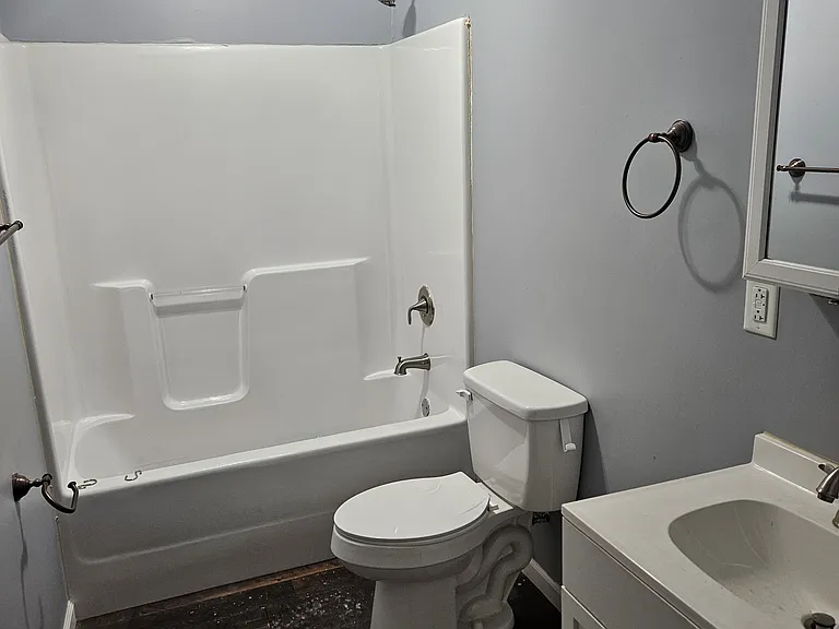 840 Jenkins Dr #0 — Photo 3