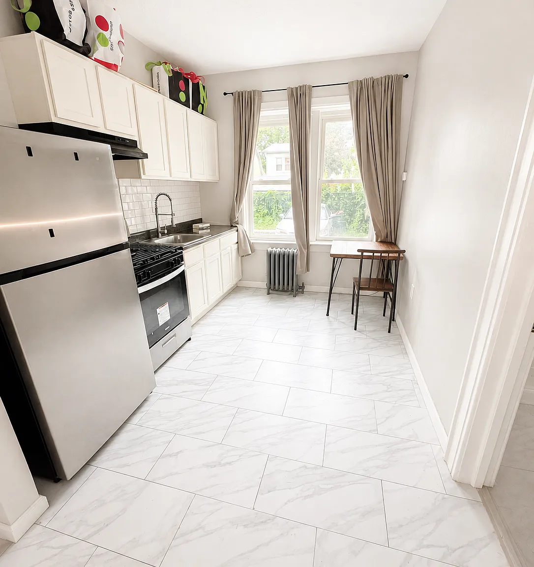 2 bed, $1,975 — Photo 3
