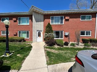 105 Harrington Ave #15, Crown Pt, IN 46307