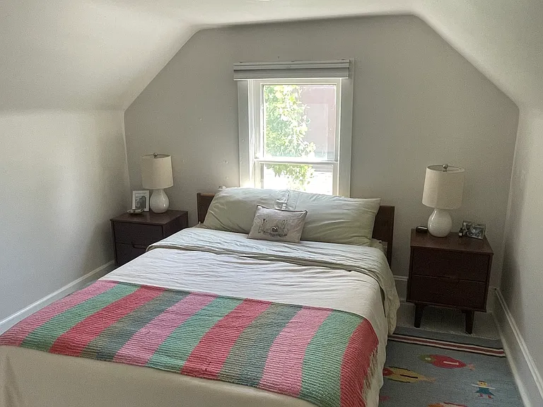 2404 Bluff St #B — Photo 2