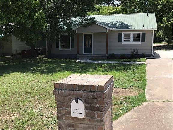 5th image of 4504 Beverly Dr