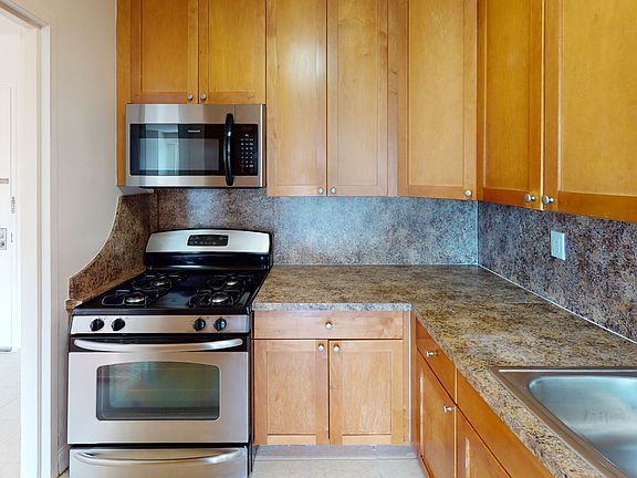 4th image of 2940 Ocean Pkwy APT 19S