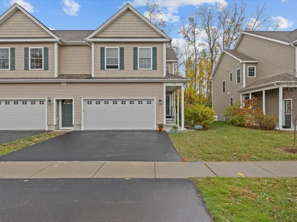 60 Brooke Lane, Colchester, VT 05446