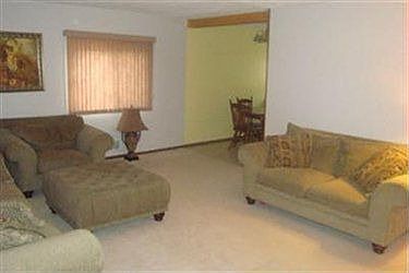 4th image of 5831 Doxmere Dr