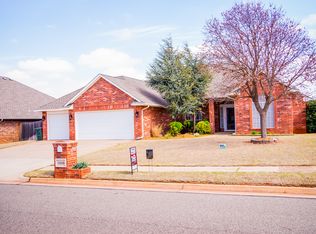 1900 Natchez Rd, Edmond, OK 73012