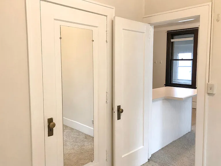 300 7th St N #1 — Photo 13