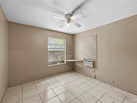 5th image of 404 S 20th St