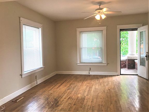 3rd image of 4330 Troost Ave APT 2