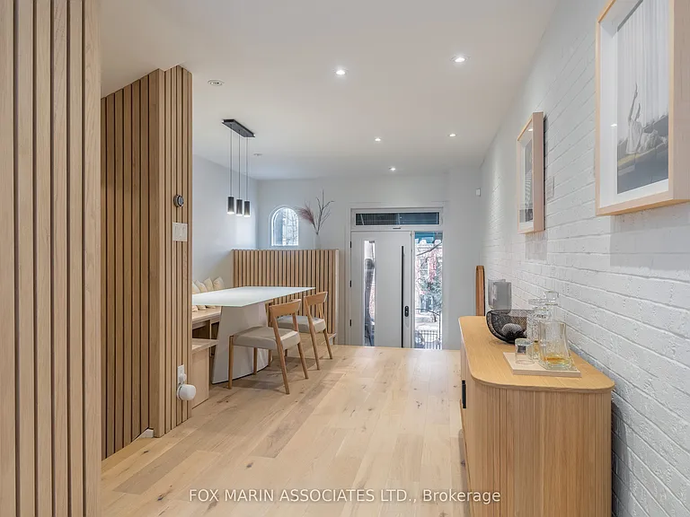 61 McGill St — Photo 5